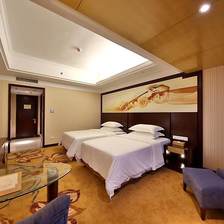 Vienna International Hotel Zhangjiajie Tianmen Mountain Exterior photo