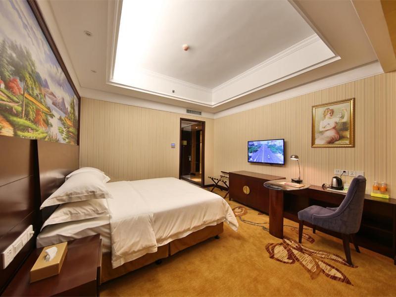 Vienna International Hotel Zhangjiajie Tianmen Mountain Exterior photo