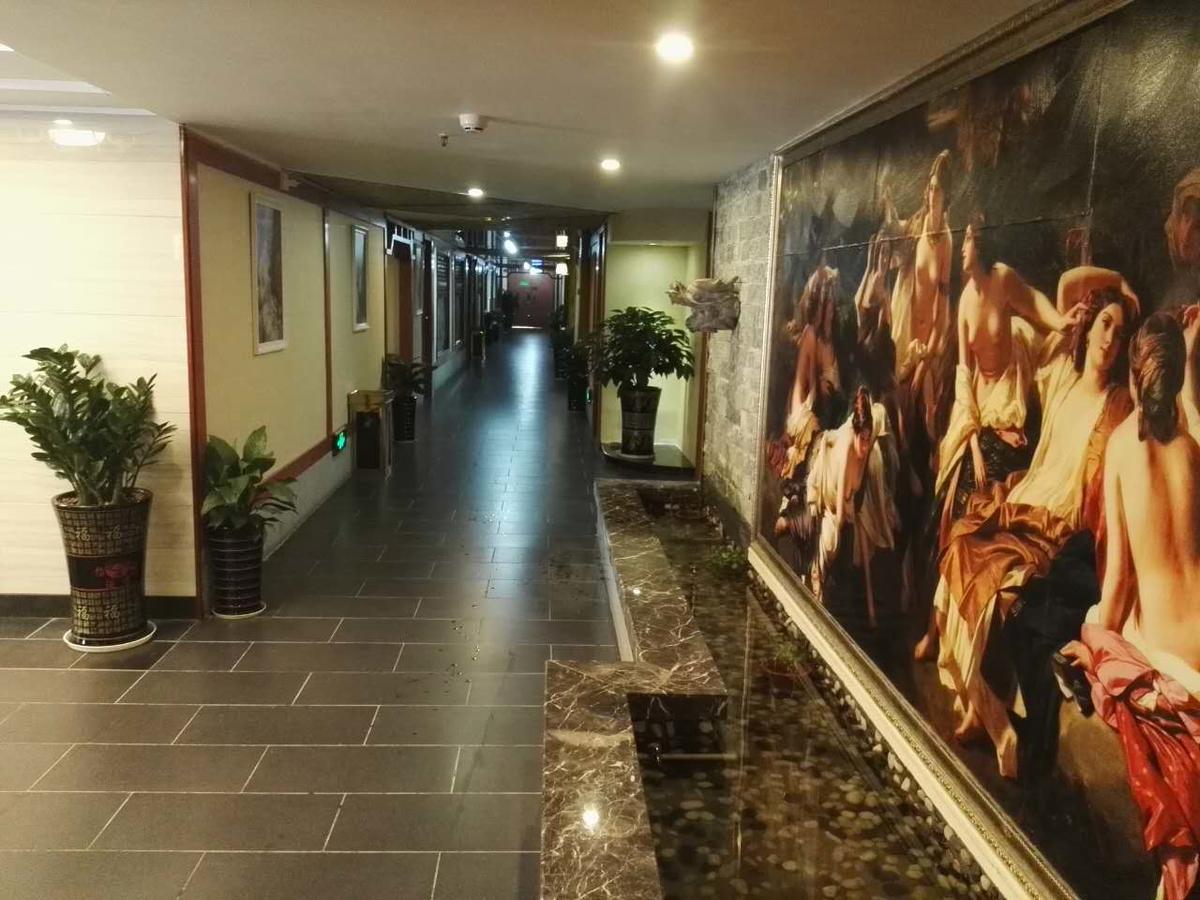 Vienna International Hotel Zhangjiajie Tianmen Mountain Exterior photo